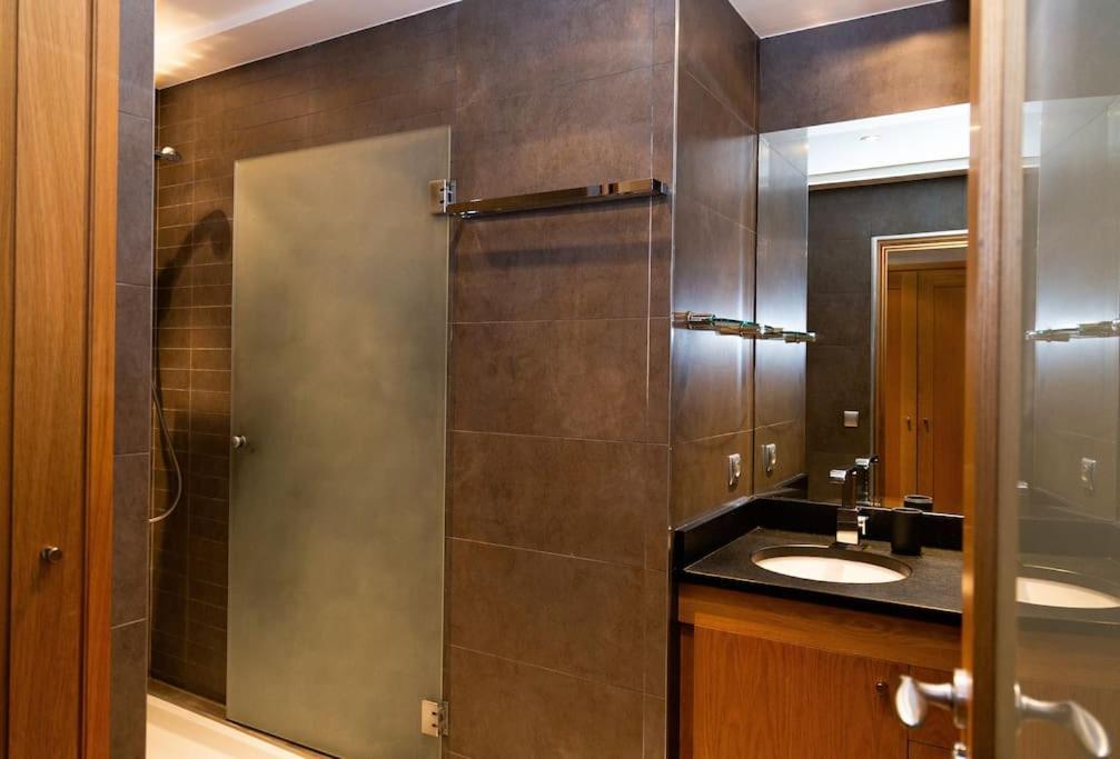 Appartement Annecy Centre Historique Parking Inclus المظهر الخارجي الصورة